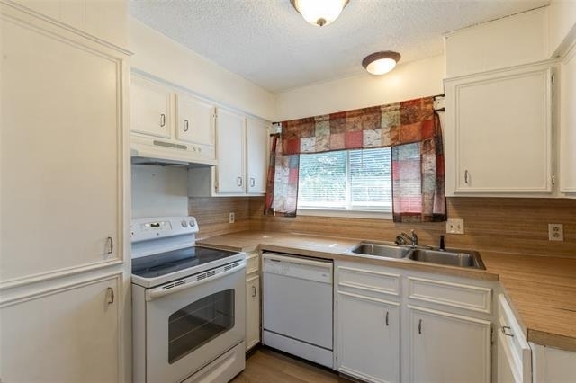 1733 Chucker Court - Photo 5