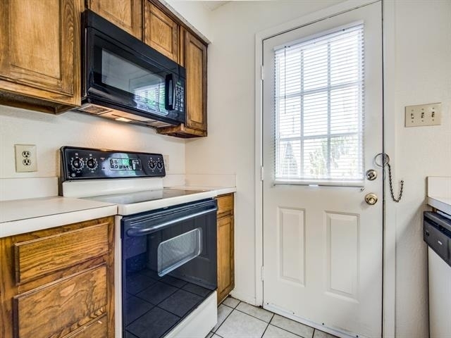 929 W Hickory Street - Photo 6