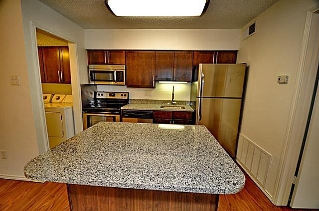 6910 Skillman Street - Photo 2
