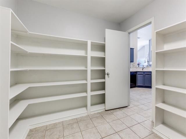 1305 Greenbriar Lane - Photo 8