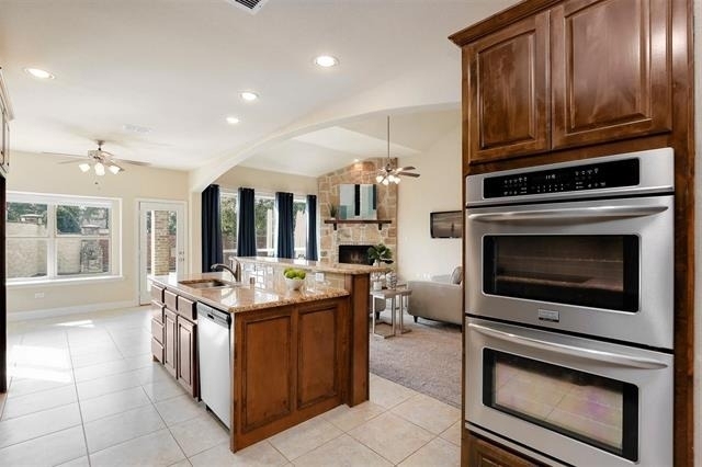 1087 Sahallee Drive - Photo 11