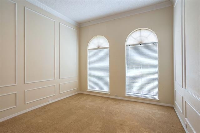 1304 Pagewynne Drive - Photo 3