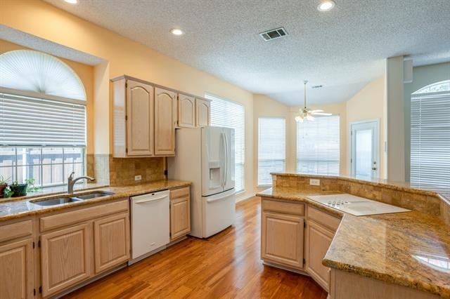 1304 Pagewynne Drive - Photo 9