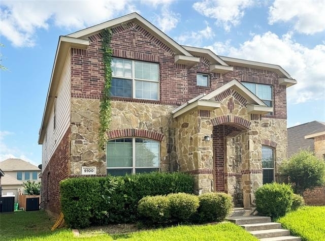 9100 Spurs Trail - Photo 1