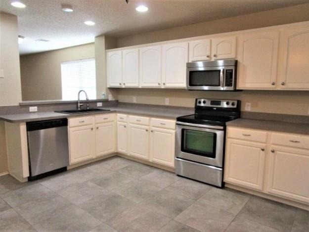 9836 Carter Drive - Photo 10
