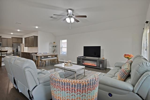 1107 Branding Iron Lane - Photo 2