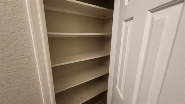 9201 Popes Creek Court - Photo 15