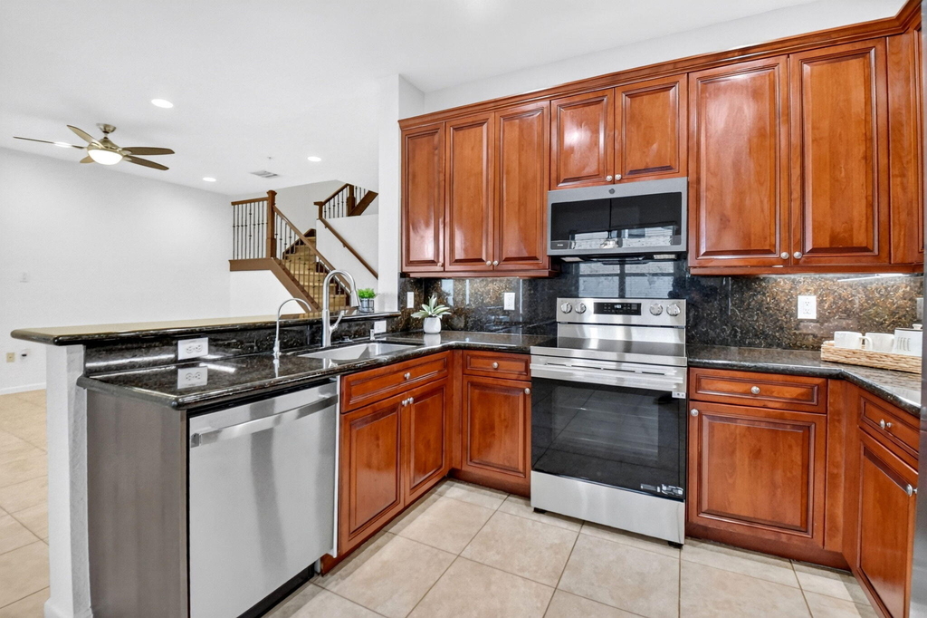 7662 Spatterdock Drive - Photo 4