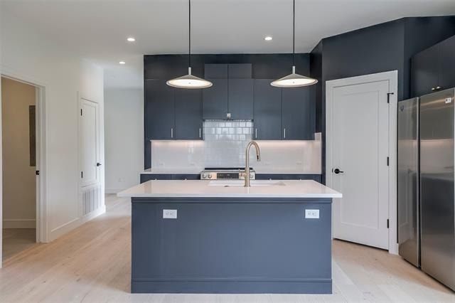 309 W Daggett Avenue - Photo 3