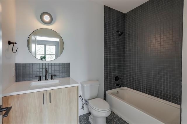 309 W Daggett Avenue - Photo 10