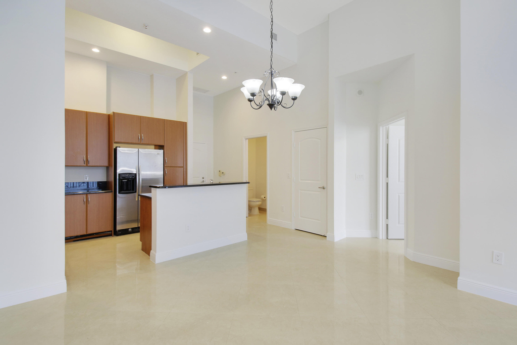 701 S Olive Avenue - Photo 16