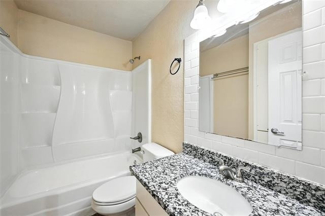 103 W Brown Street - Photo 16