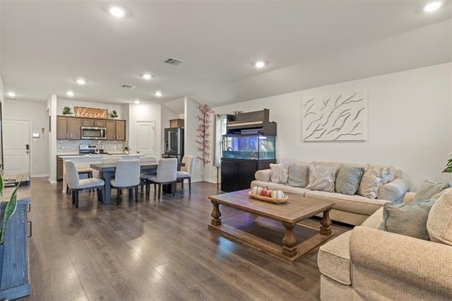 2038 Croton Avenue - Photo 8