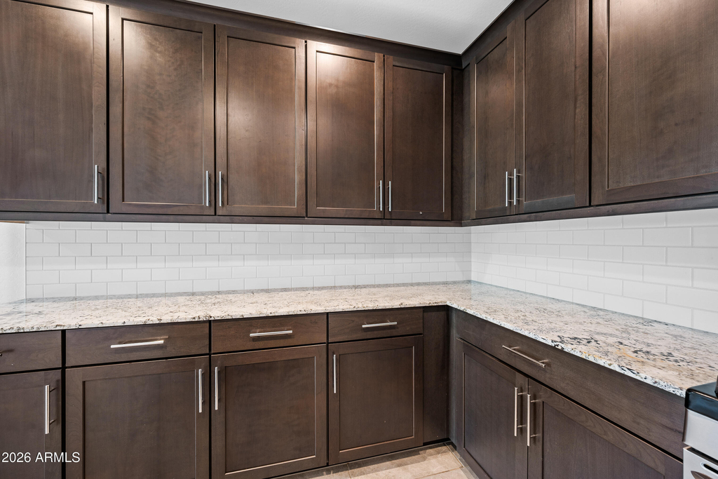 8911 W Solano Drive - Photo 9