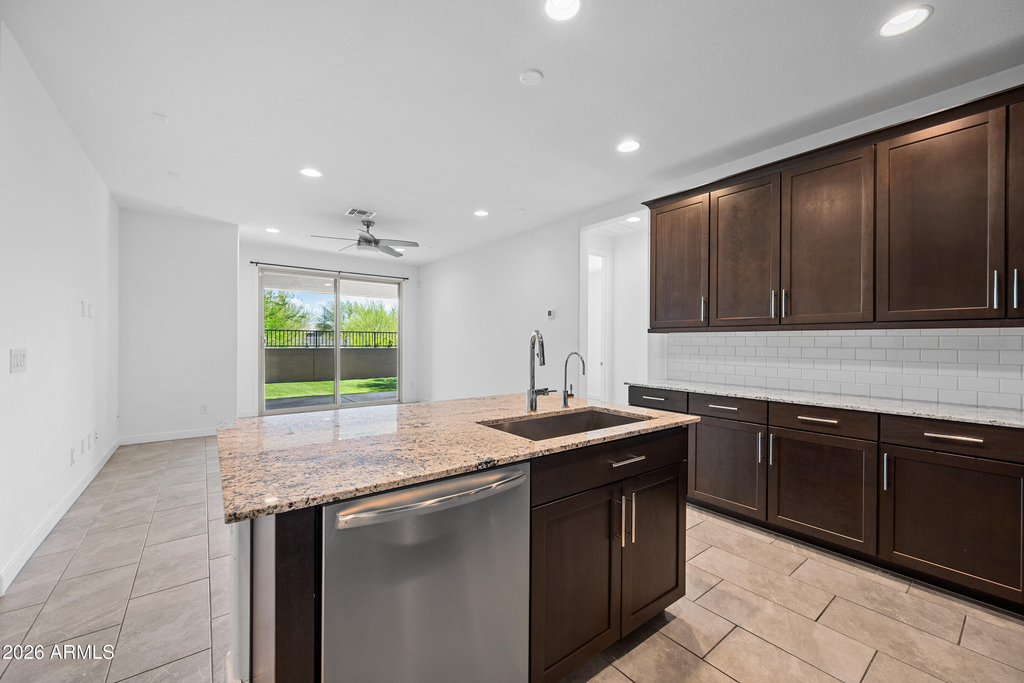 8911 W Solano Drive - Photo 8