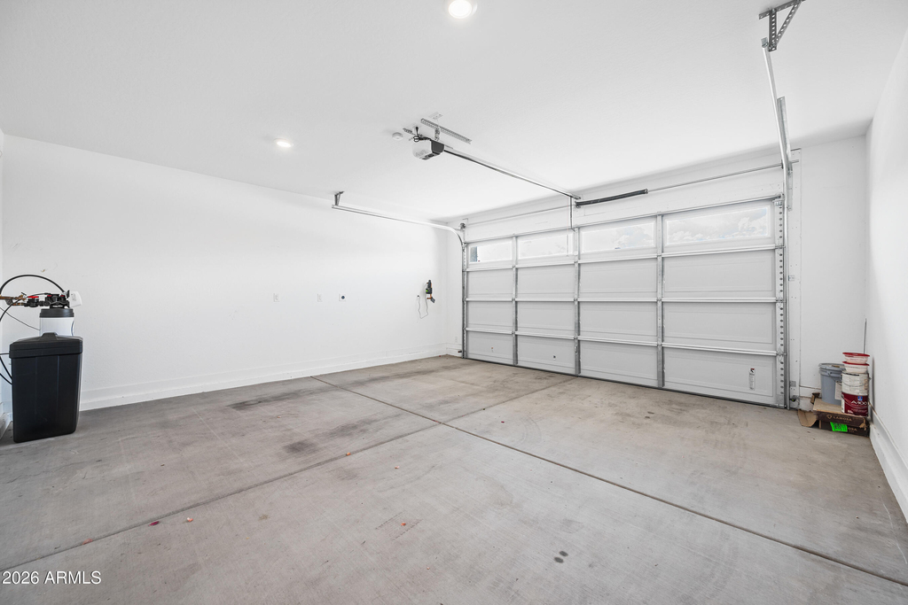 8911 W Solano Drive - Photo 21