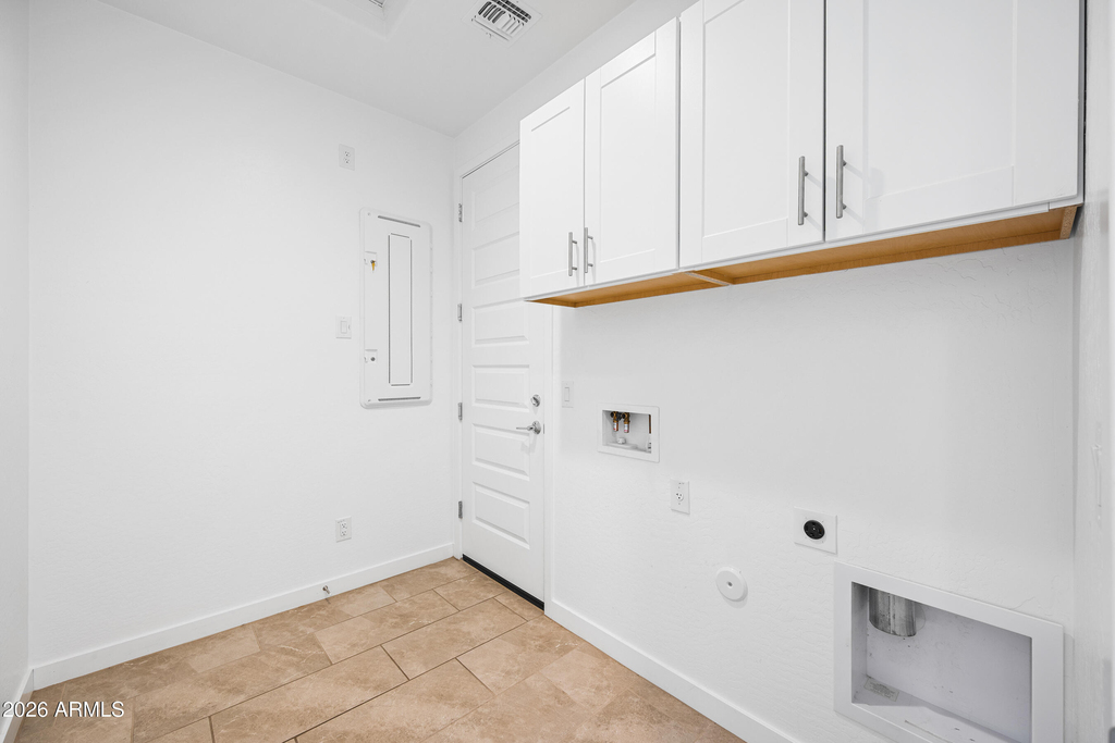 8911 W Solano Drive - Photo 20