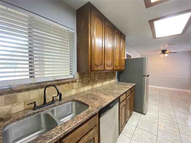 4131 Crossgate Court - Photo 10