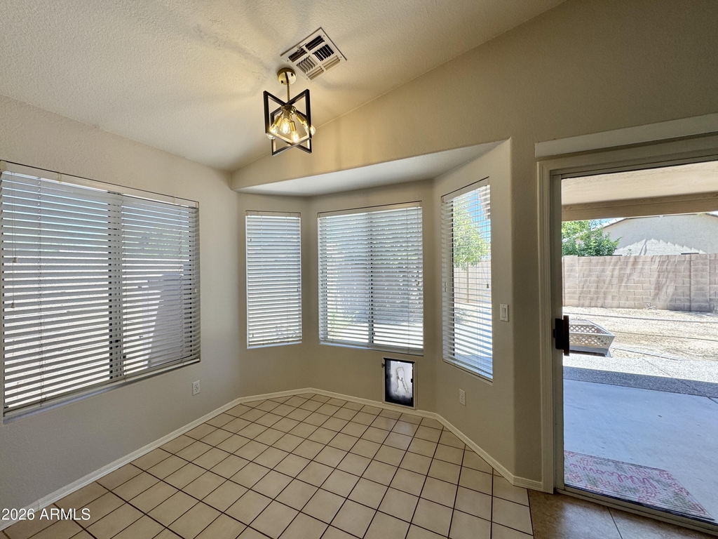 2302 E Edna Avenue - Photo 13