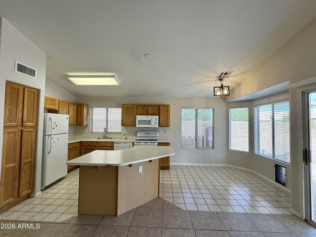 2302 E Edna Avenue - Photo 12