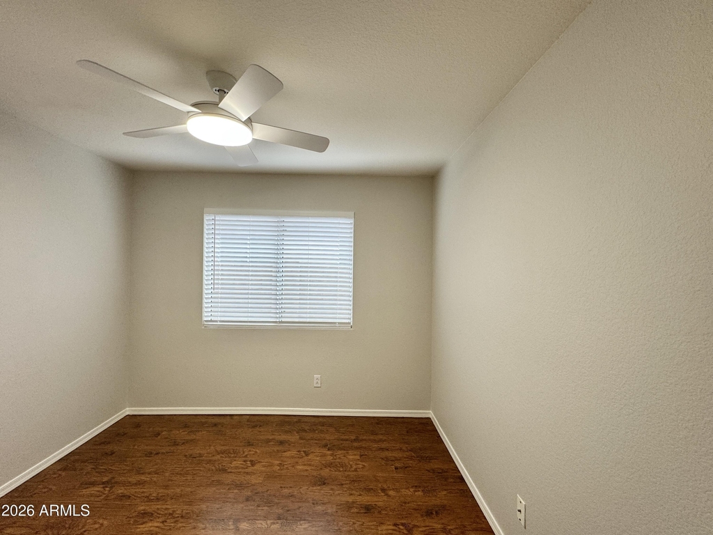 2302 E Edna Avenue - Photo 17