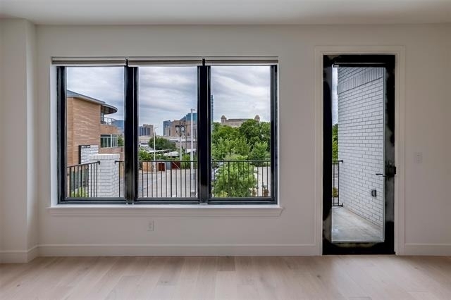 309 W Daggett Avenue - Photo 5