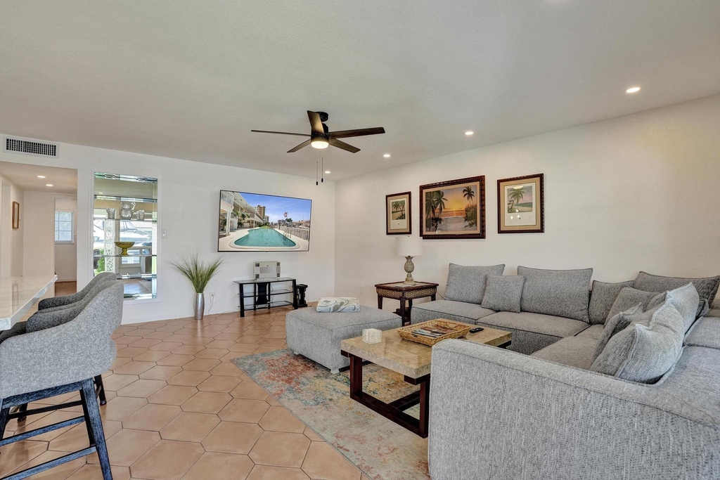 2866 Ne 30th Street - Photo 4