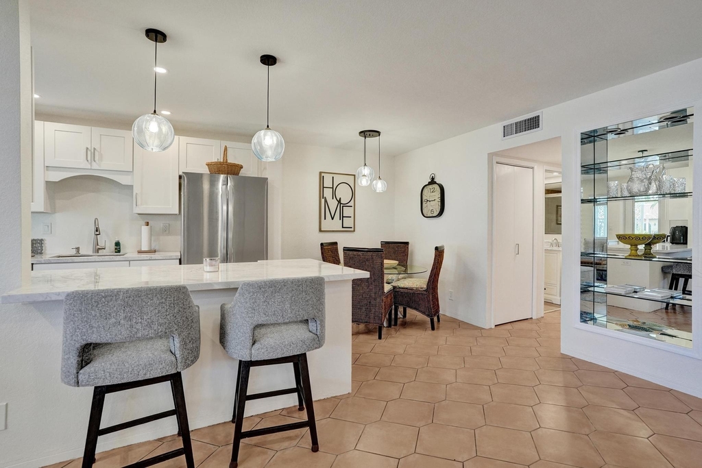 2866 Ne 30th Street - Photo 10