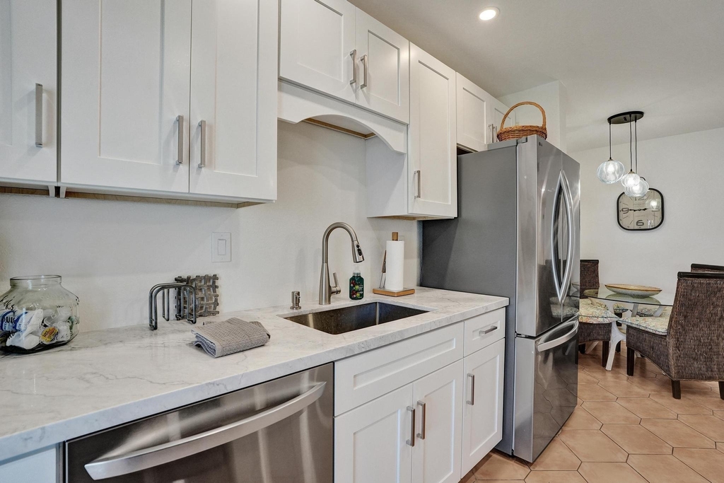 2866 Ne 30th Street - Photo 16