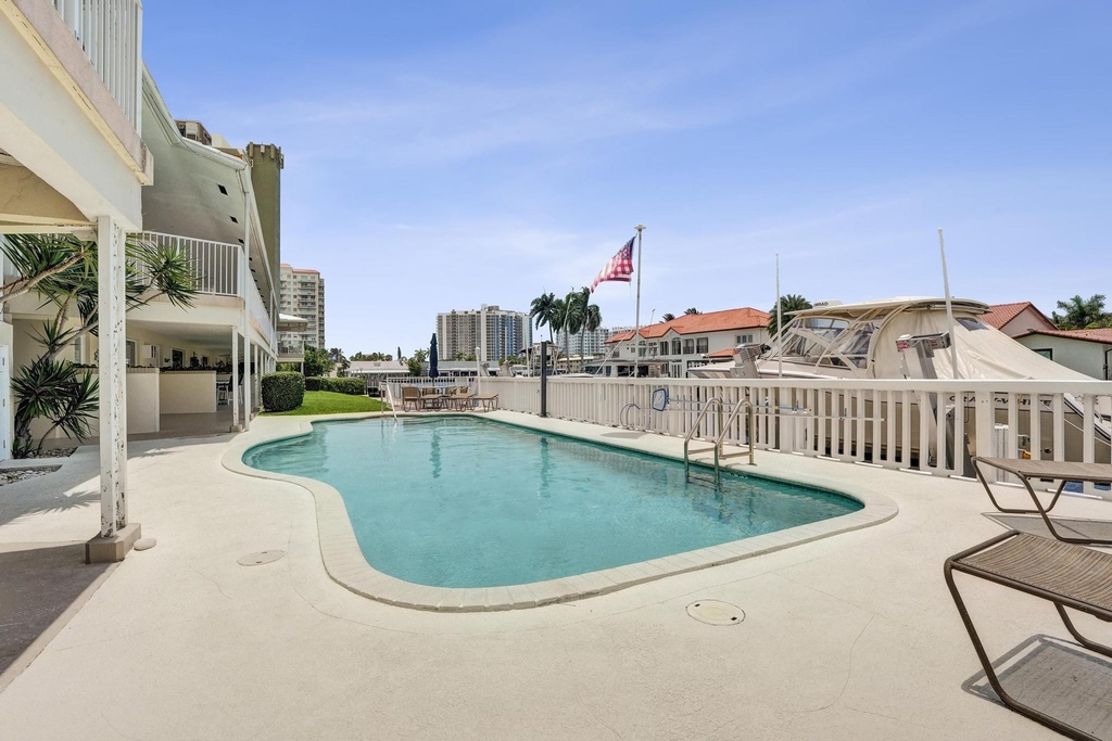 2866 Ne 30th Street - Photo 42