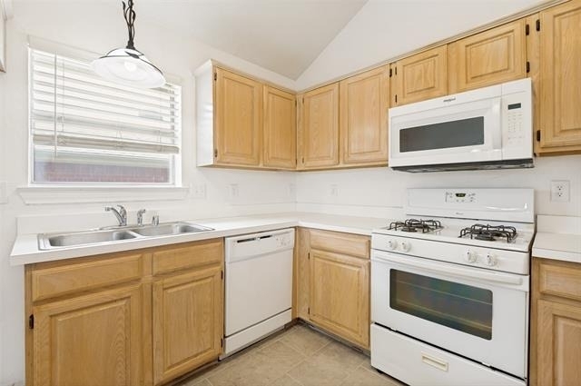 8116 Ship Street - Photo 4