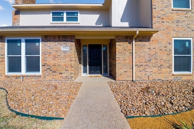 2179 Southern Place - Photo 1