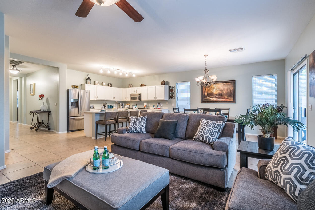 1546 E Azalea Drive - Photo 3