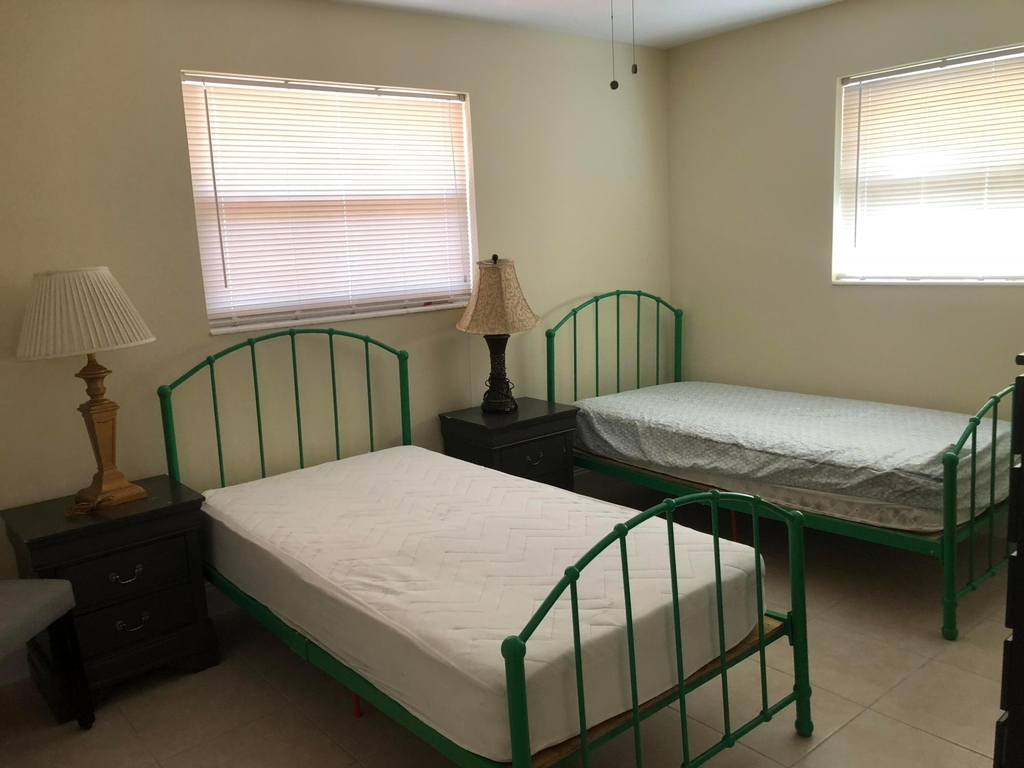 616 W Broward Street - Photo 12