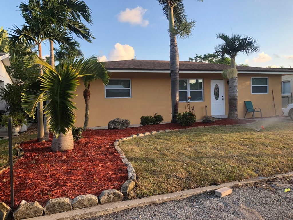 616 W Broward Street - Photo 0