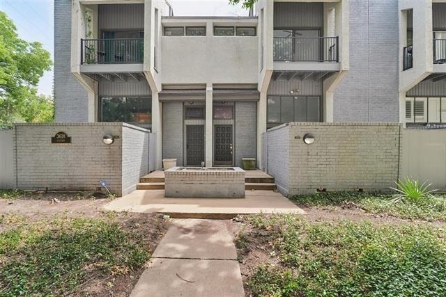 3618 Gillespie Street - Photo 0