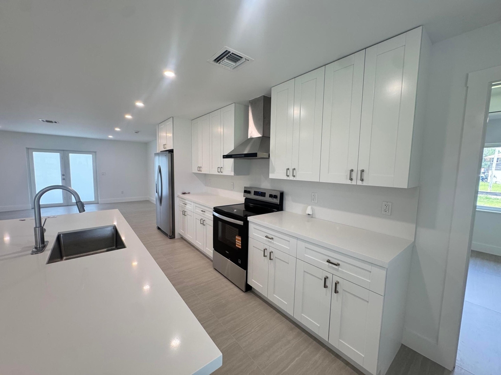 13177 47th Court N - Photo 8