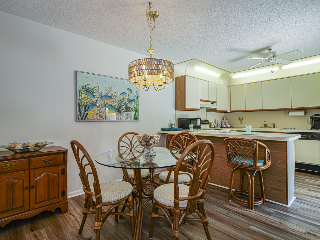 340 S Waverly Place - Photo 9