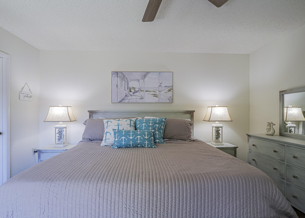 340 S Waverly Place - Photo 16