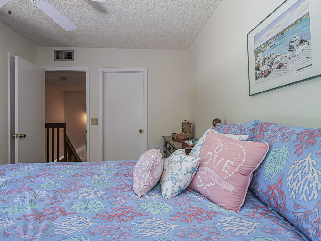 340 S Waverly Place - Photo 20