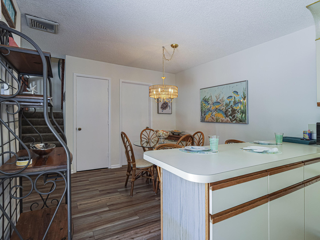340 S Waverly Place - Photo 13