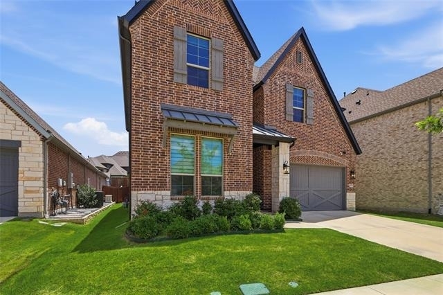 4728 Brockwell Drive - Photo 1