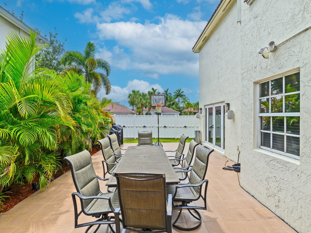 101 Gables Boulevard - Photo 22