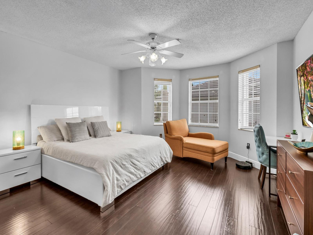 101 Gables Boulevard - Photo 11