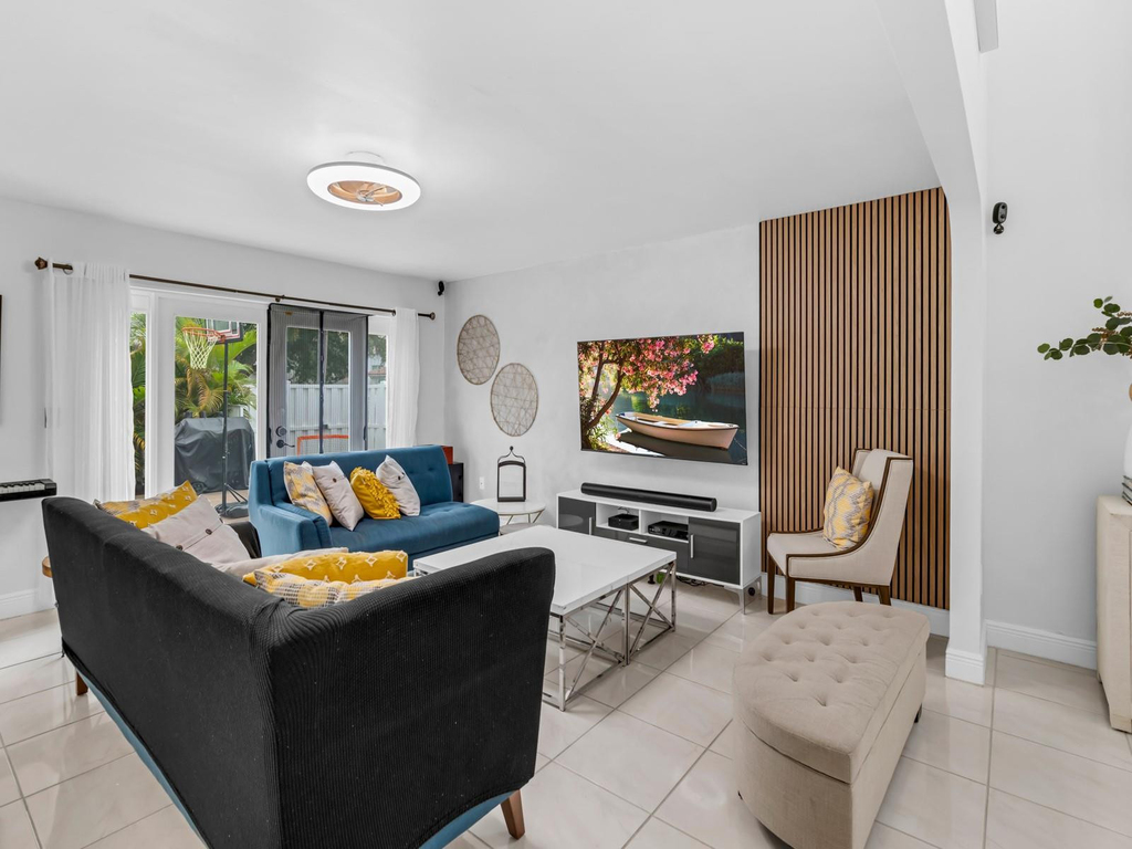 101 Gables Boulevard - Photo 5