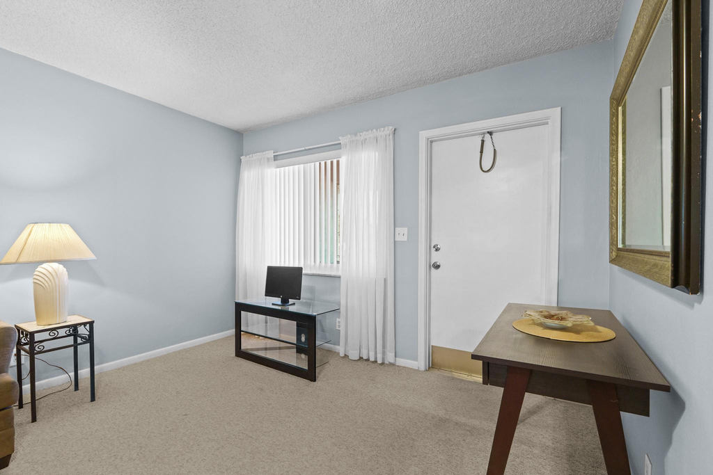 2100 Ne 38th Street - Photo 27