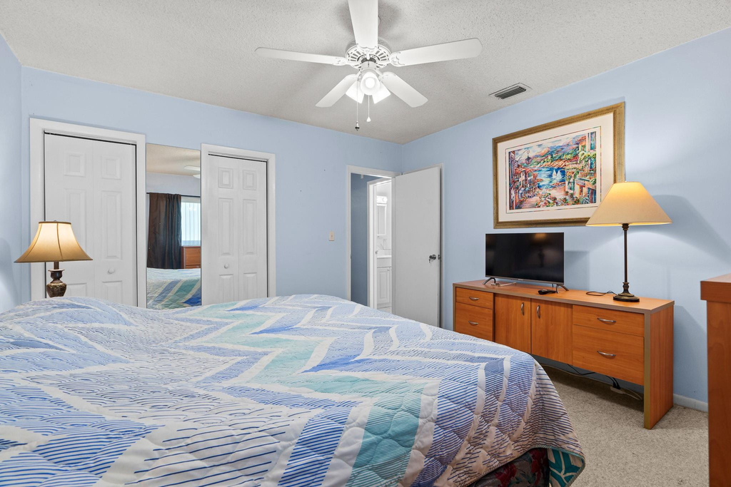 2100 Ne 38th Street - Photo 20