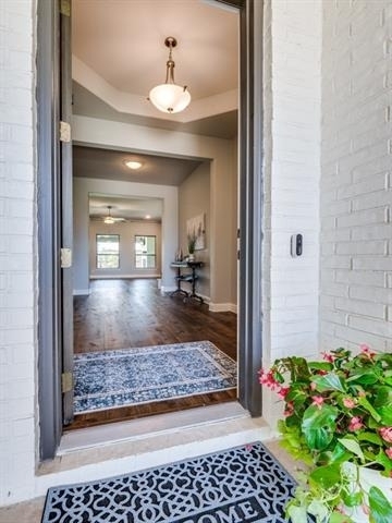 334 Sahara Drive - Photo 2