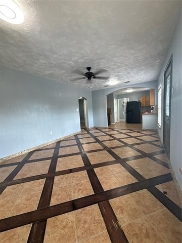2218 Rockefeller Boulevard - Photo 4
