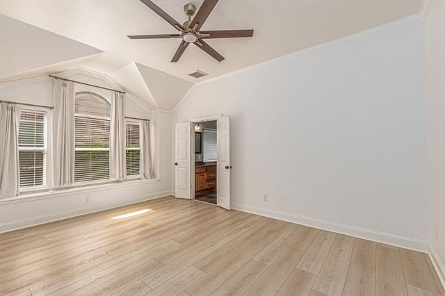 875 Shores Boulevard - Photo 12